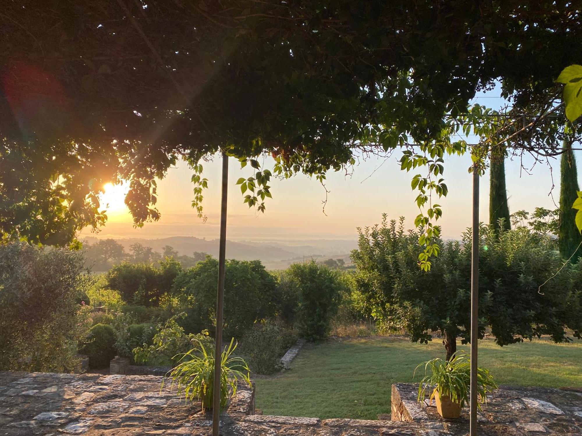 Abbadia Wine Relais Montefollonico Exterior photo